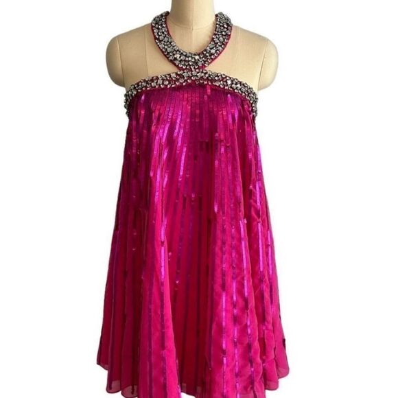 MacDuggal 10996 Pink Halter Neck Open Back Embellished Trapeze Dress| Size 8 - Picture 7 of 9